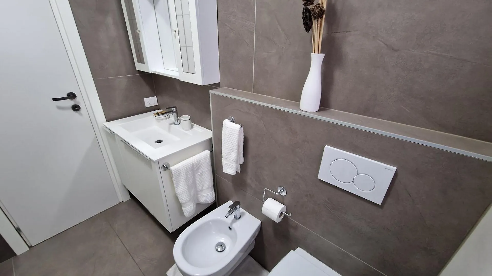 Ca Del Nonno Apartment Mandello del Lario Italy